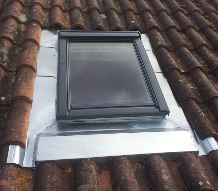 Installation de Velux à Toulouse avec retour zinc